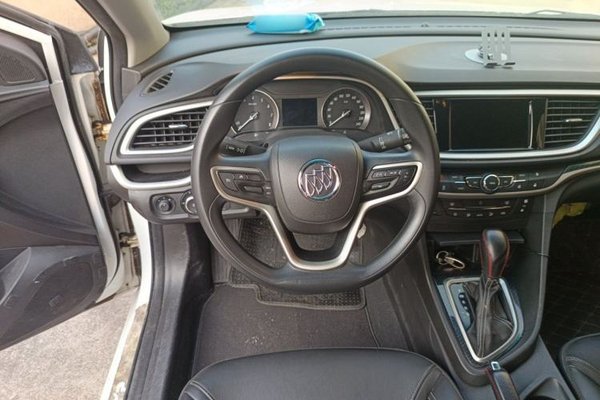 Buick GT 2016, 43099 км, за 4328 USD - фото 11