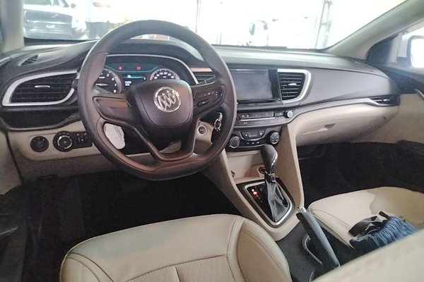 Buick GT 2016, 67700 км, за 5473 USD - фото 13