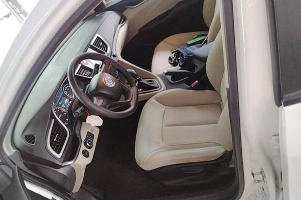 Buick GT 2016, 67700 км, за 5473 USD - фото 18