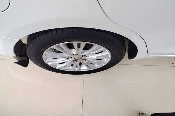 Buick GT 2016, 67700 км, за 5473 USD - фото 10