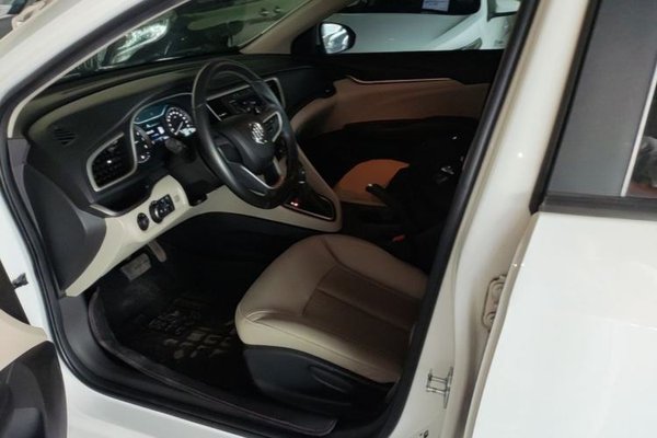 Buick GT 2017, 39600 км, за 6246 USD - фото 17
