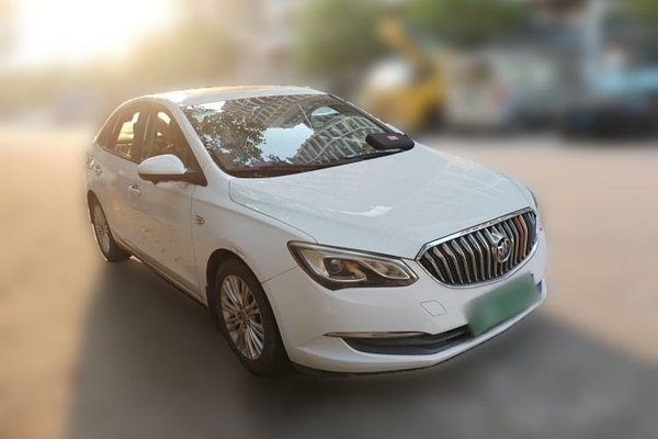 Buick GT 2017, 48100 км, за 5848 USD - фото 7