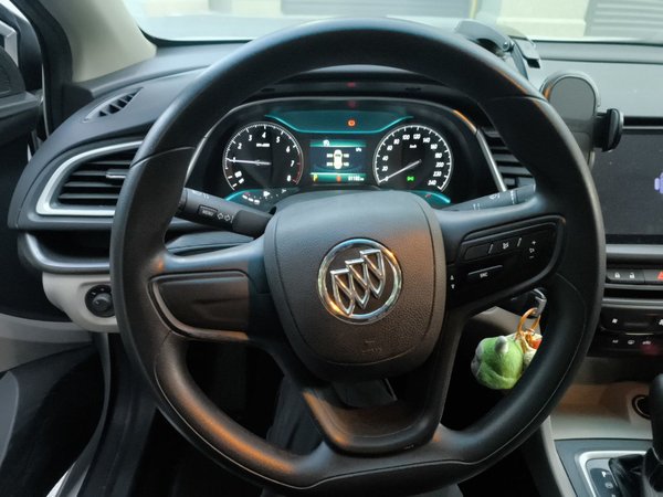 Buick GT 2017, 61100 км, за 5107 USD - фото 11