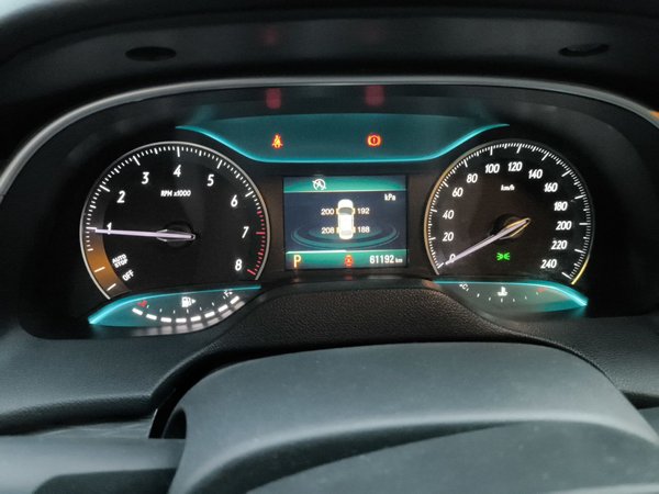 Buick GT 2017, 61100 км, за 5107 USD - фото 12