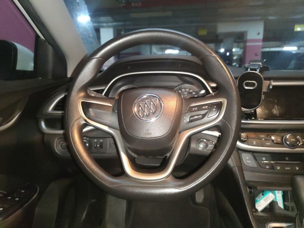 Buick GT 2017, 81900 км, за 4418 USD - фото 11