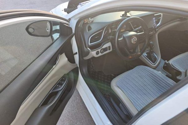 Buick GT 2017, 91600 км, за 4062 USD - фото 16