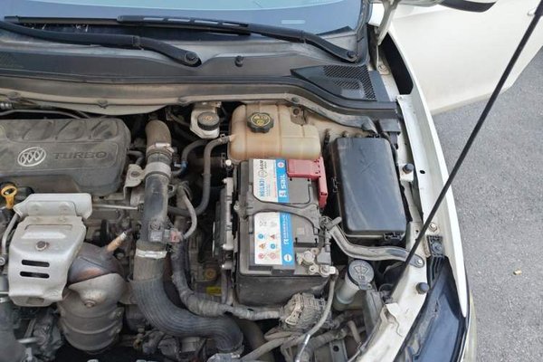 Buick GT 2018, 100100 км, за 4034 USD - фото 22