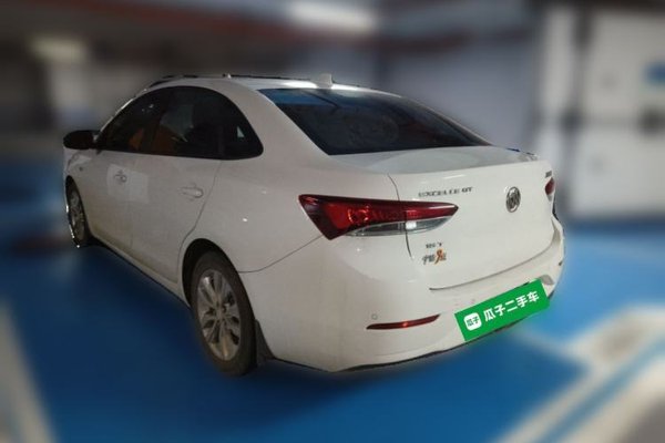 Buick GT 2018, 139000 км, за 4297 USD