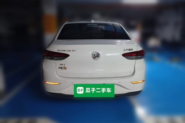 Buick GT 2018, 139000 км, за 4297 USD