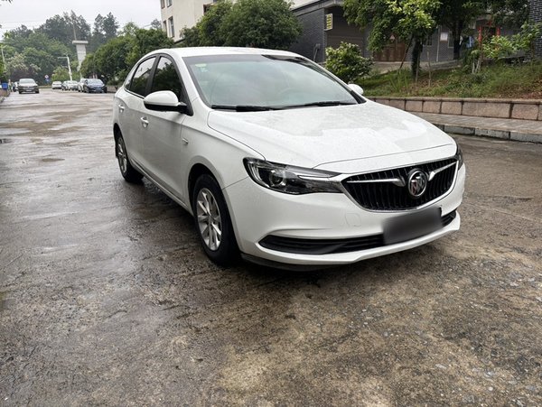 Buick GT 2018, 74300 км, за 6082 USD