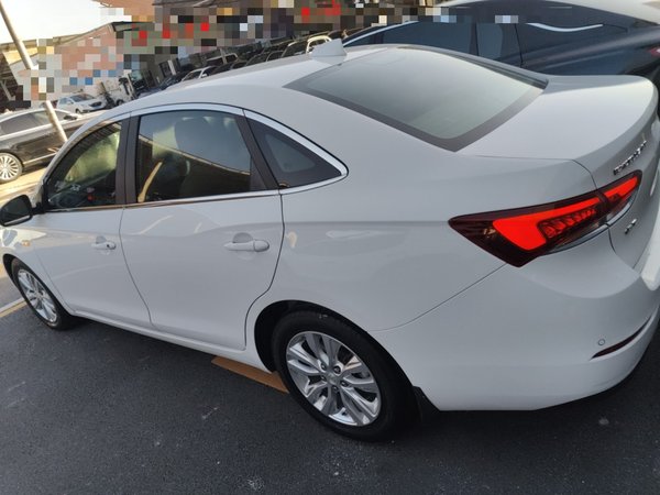 Buick GT 2018, 87300 км, за 6483 USD