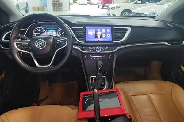 Buick GT 2018, 112600 км, за 6173 USD - фото 12