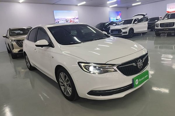 Buick GT 2018, 112600 км, за 6173 USD
