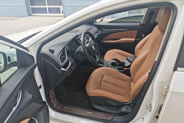 Buick GT 2018, 116100 км, за 6340 USD - фото 19
