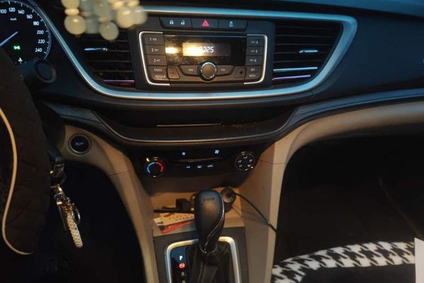 Buick GT 2019, 73900 км, за 4861 USD - фото 14