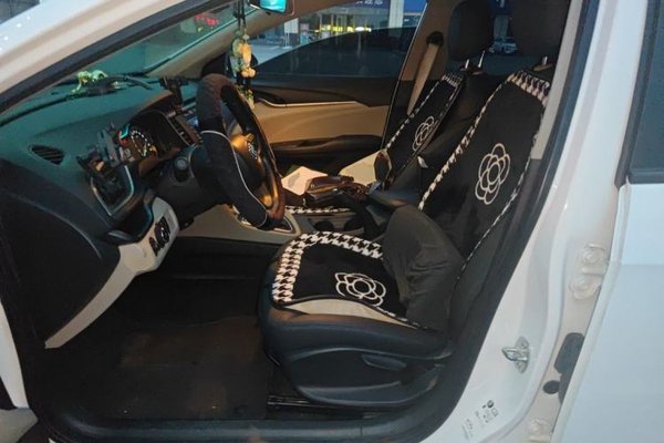Buick GT 2019, 73900 км, за 4861 USD - фото 16