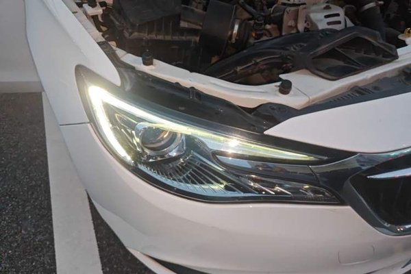 Buick GT 2019, 73900 км, за 4861 USD - фото 7