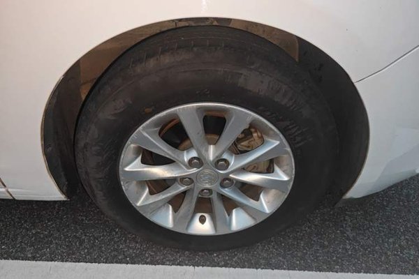 Buick GT 2019, 73900 км, за 4861 USD - фото 8