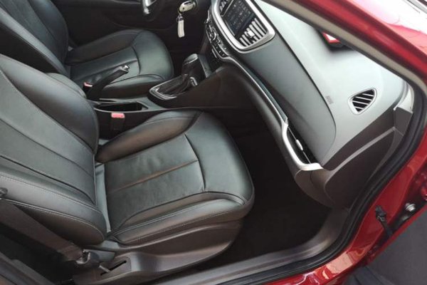 Buick GT 2019, 63800 км, за 7125 USD - фото 19