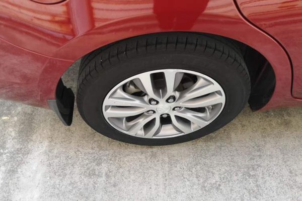Buick GT 2019, 63800 км, за 7125 USD - фото 11
