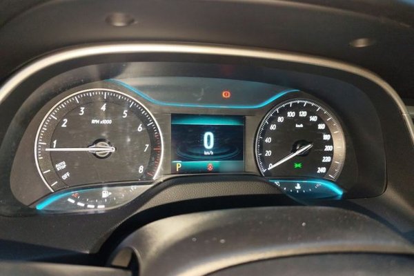 Buick GT 2019, 89000 км, за 7264 USD - фото 10