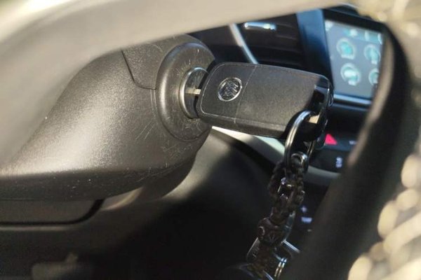 Buick GT 2019, 89000 км, за 7264 USD - фото 17