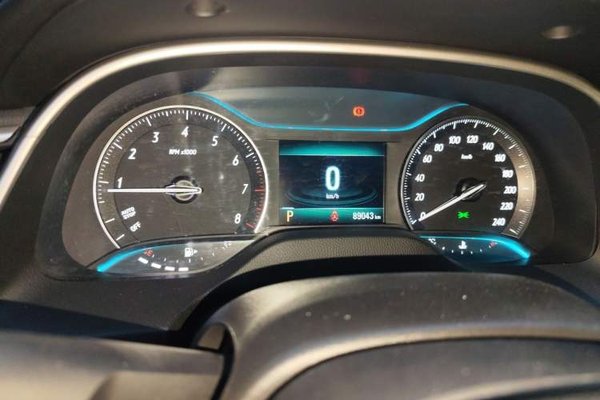 Buick GT 2019, 89000 км, за 7264 USD - фото 11