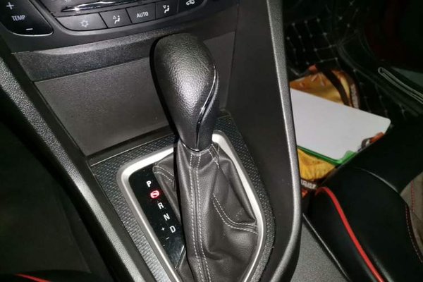 Buick GT 2019, 93200 км, за 4583 USD - фото 15