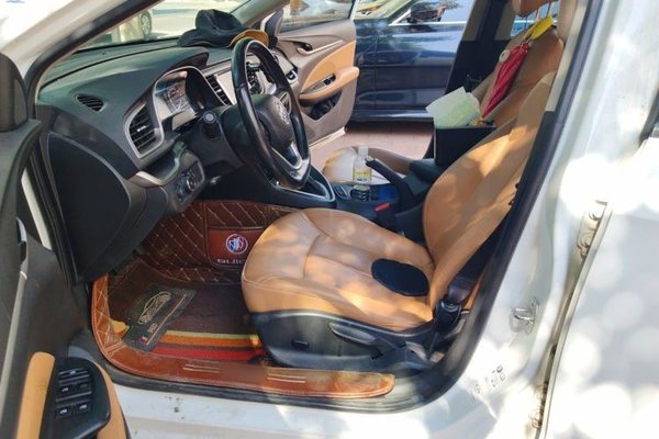 Buick GT 2019, 40000 км, за 6744 USD - фото 12