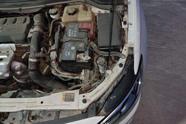 Buick GT 2019, 52000 км, за 5197 USD - фото 22