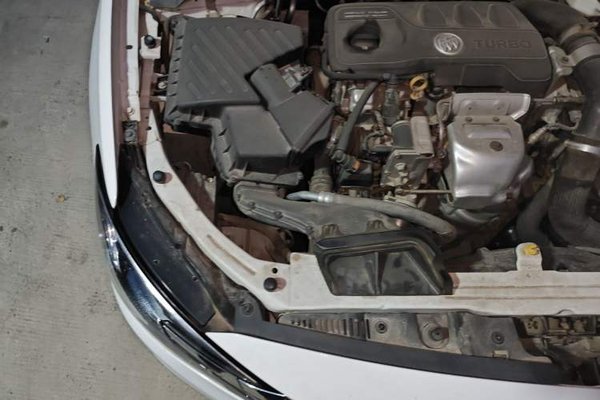 Buick GT 2019, 52000 км, за 5197 USD - фото 23