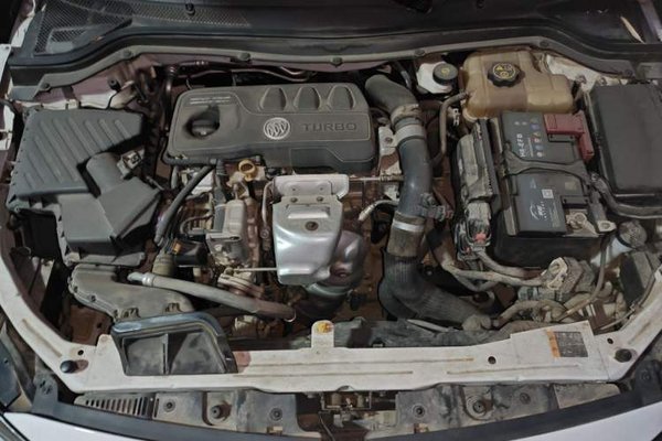 Buick GT 2019, 52000 км, за 5197 USD - фото 21