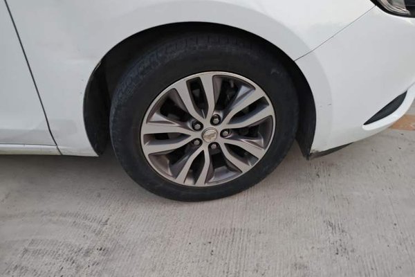 Buick GT 2019, 52000 км, за 5197 USD - фото 8