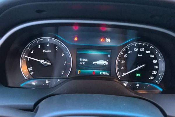Buick GT 2021, 17700 км, за 7642 USD - фото 12