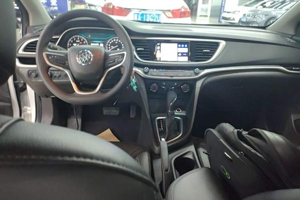 Buick GT 2021, 38700 км, за 8250 USD - фото 12