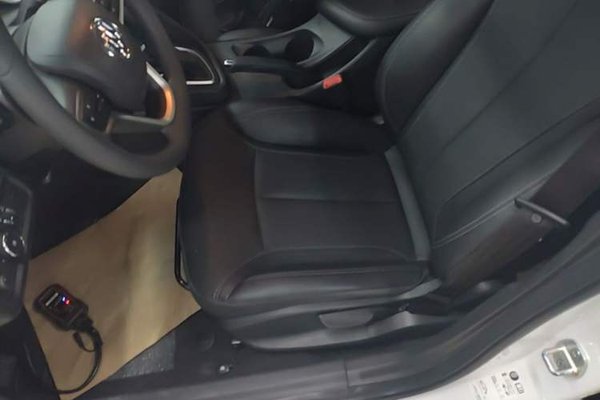 Buick GT 2021, 38700 км, за 8250 USD - фото 17