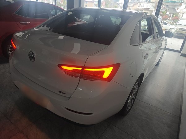 Buick GT 2021, 50599 км, за 8716 USD - фото 10