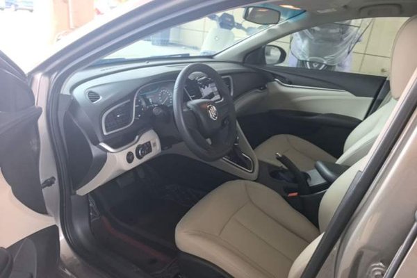 Buick GT 2021, 73100 км, за 7264 USD - фото 18
