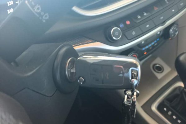 Buick GT 2021, 73100 км, за 7264 USD - фото 23