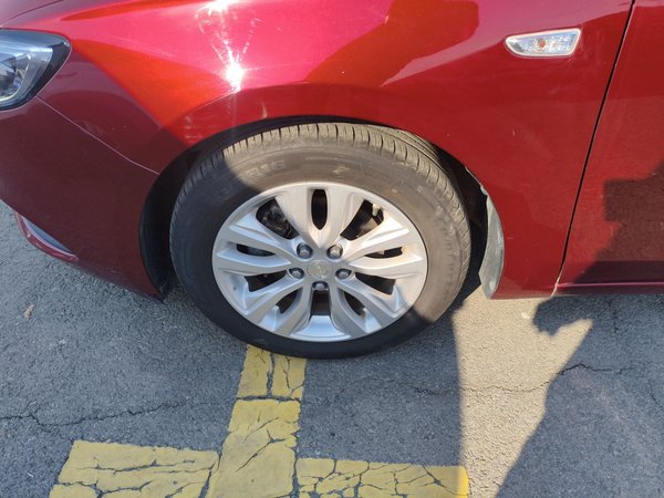 Buick GS 2021, 70300 км, за 7859 USD - фото 9
