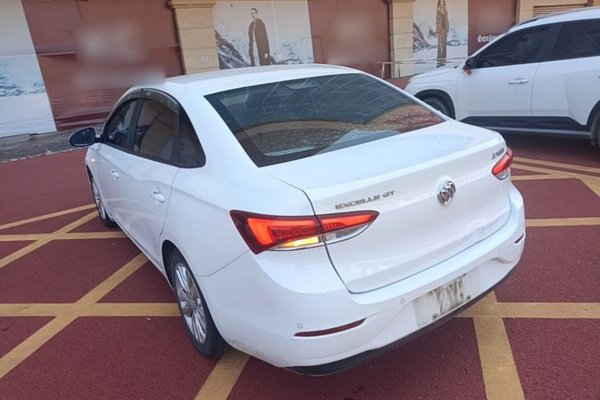 Buick GT 2021, 185500 км, за 7356 USD