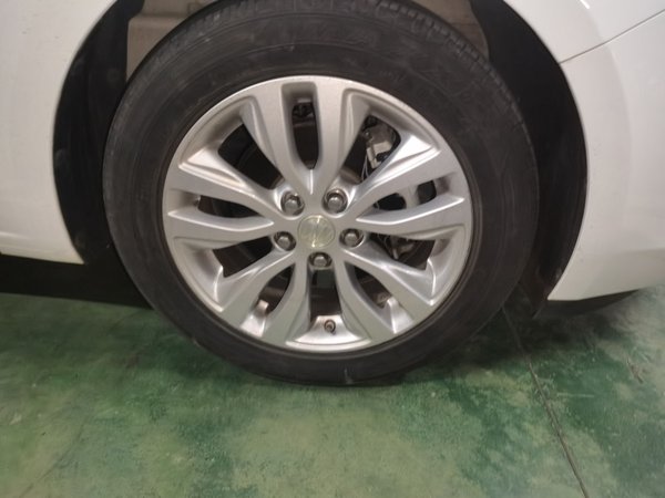 Buick GT 2021, 43900 км, за 6336 USD - фото 8