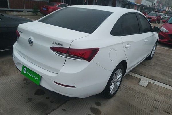 Buick GT 2021, 48700 км, за 7826 USD - фото 6