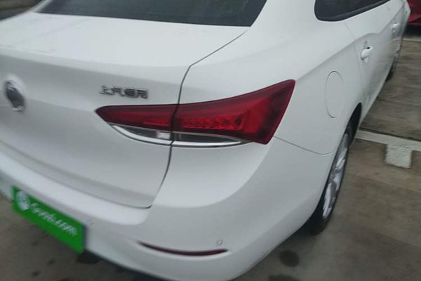 Buick GT 2021, 48700 км, за 7826 USD - фото 9