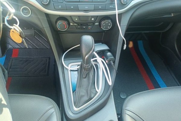 Buick GT 2021, 49800 км, за 8543 USD - фото 13