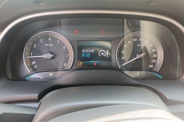 Buick GT 2021, 49800 км, за 8543 USD - фото 10