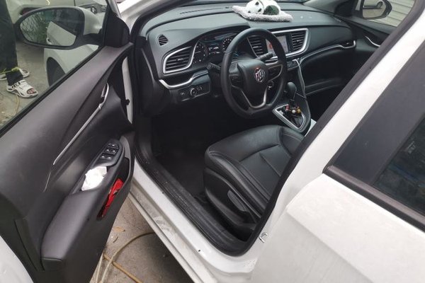Buick GT 2021, 52600 км, за 6610 USD - фото 17
