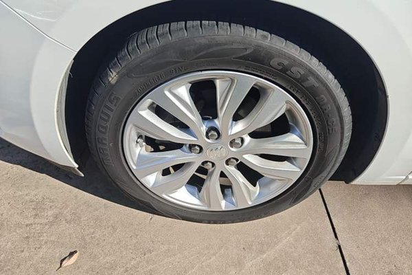 Buick GT 2021, 87600 км, за 7308 USD - фото 8