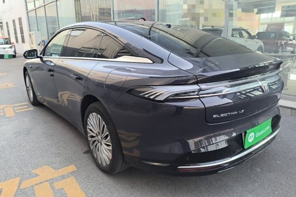 Buick L7 2025, 6300 км, за 27776 USD