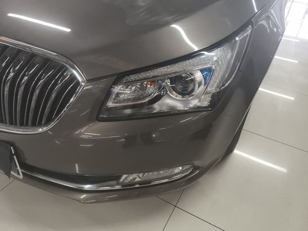 Buick LaCrosse 2013 2.4L SIDI Leading Comfort Version, 2013 года
